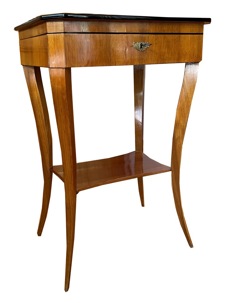 Biedermeier Nähtisch