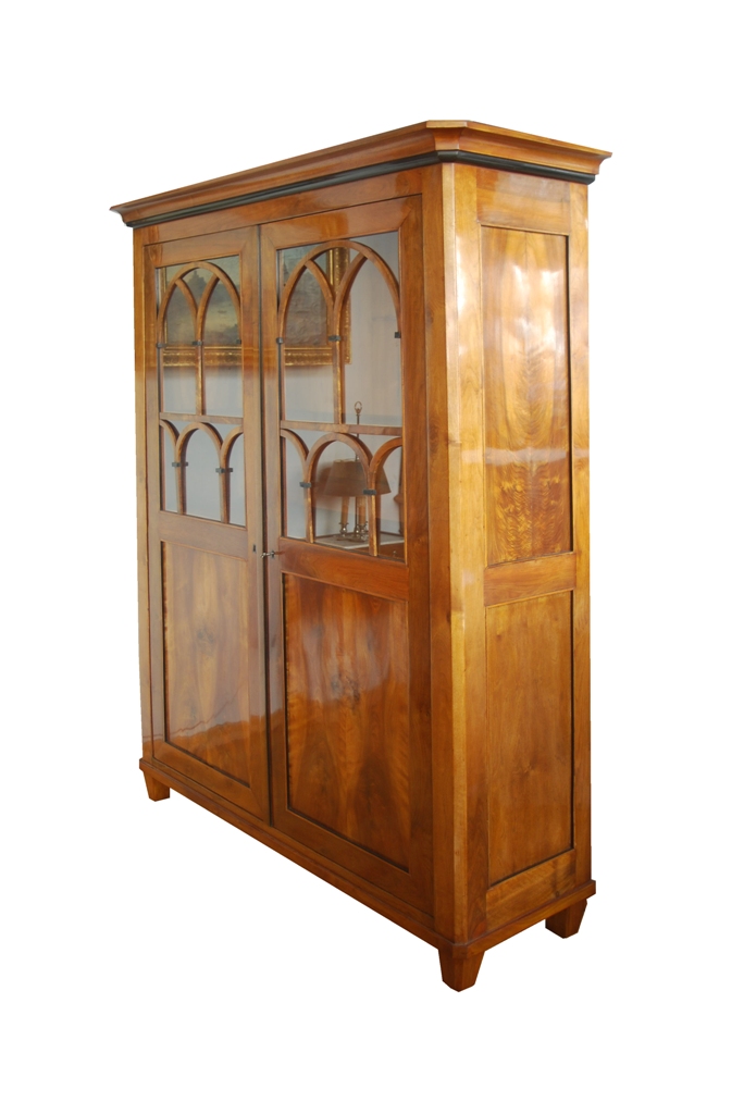 Biedermeier Schrank mit Glastüren